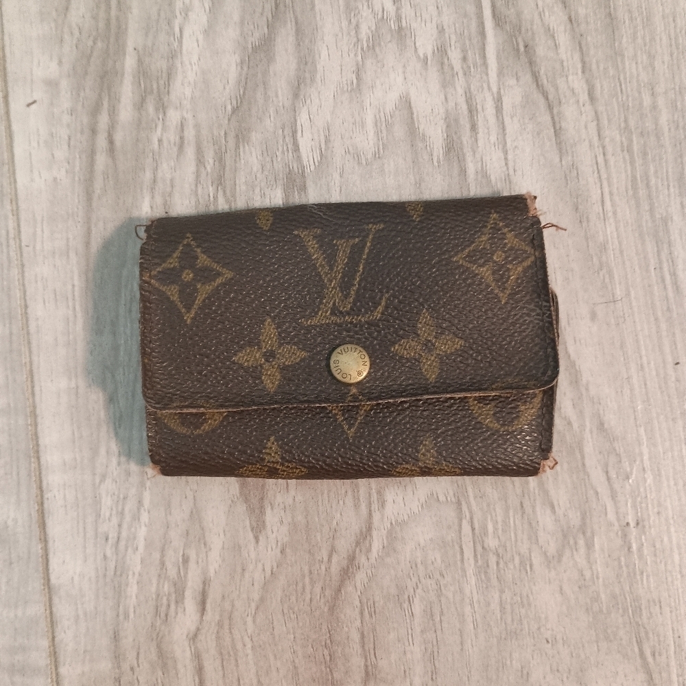 LOUIS VUITTON Key Case Monogram Beige Monogram Canvas Authentic